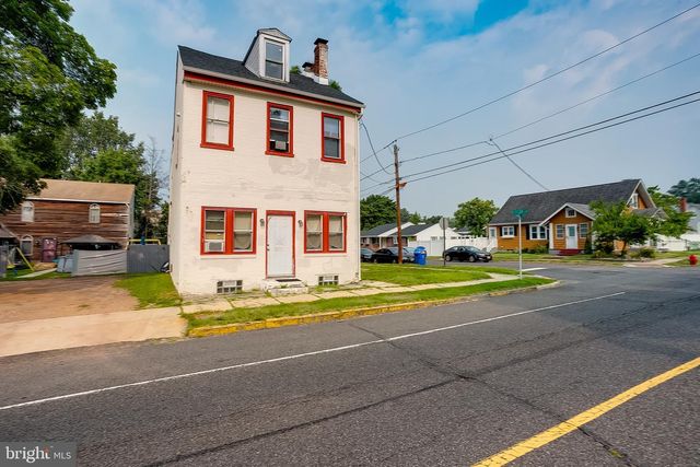 1017 HIGH ST, Burlington, NJ 08016