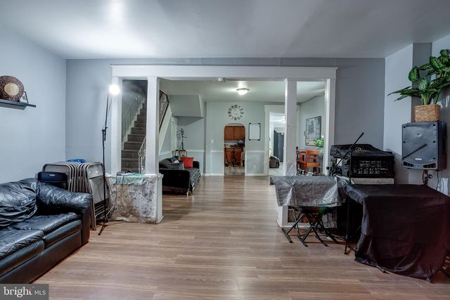 1017 HIGH ST, Burlington, NJ 08016