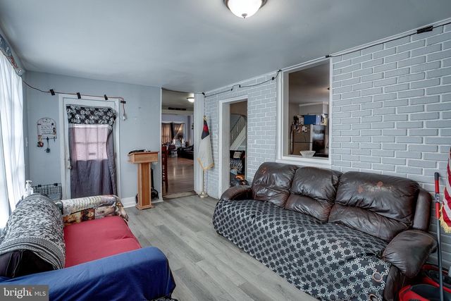 1017 HIGH ST, Burlington, NJ 08016