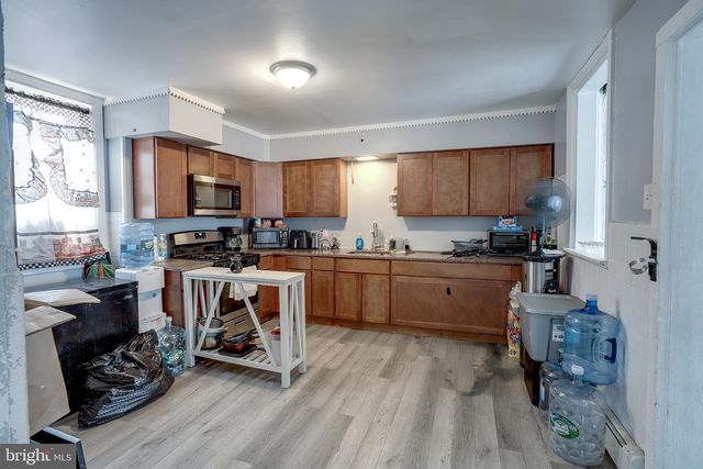 1017 HIGH ST, Burlington, NJ 08016