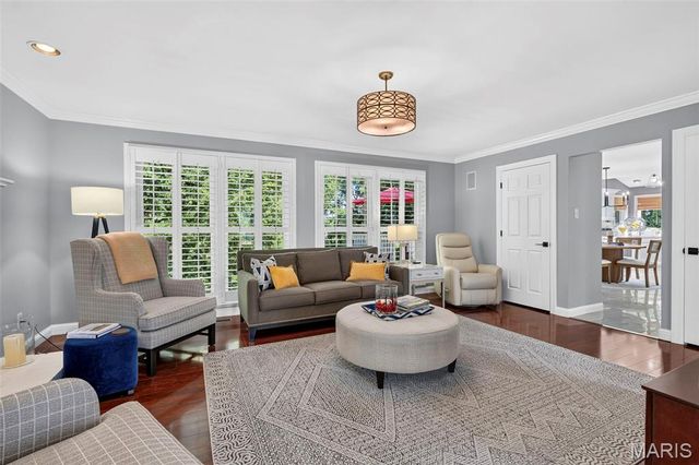 7058 Stony Ridge Road, St Louis, MO 63129