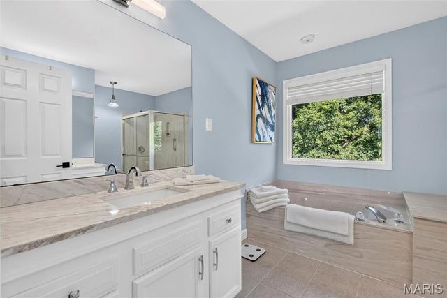 7058 Stony Ridge Road, St Louis, MO 63129