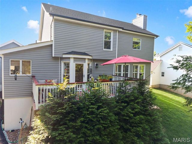 7058 Stony Ridge Road, St Louis, MO 63129