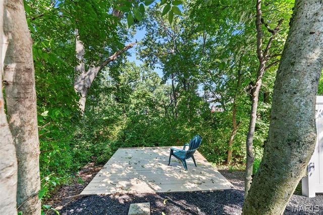 7058 Stony Ridge Road, St Louis, MO 63129