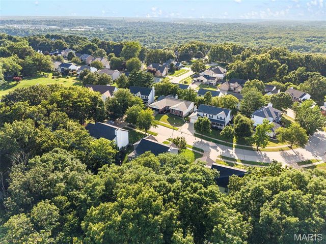 7058 Stony Ridge Road, St Louis, MO 63129