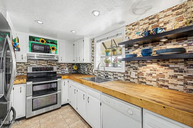 1500 N Sunview Parkway 7, Gilbert, AZ 85234