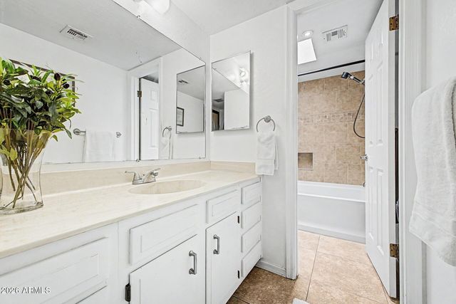 1500 N Sunview Parkway 7, Gilbert, AZ 85234
