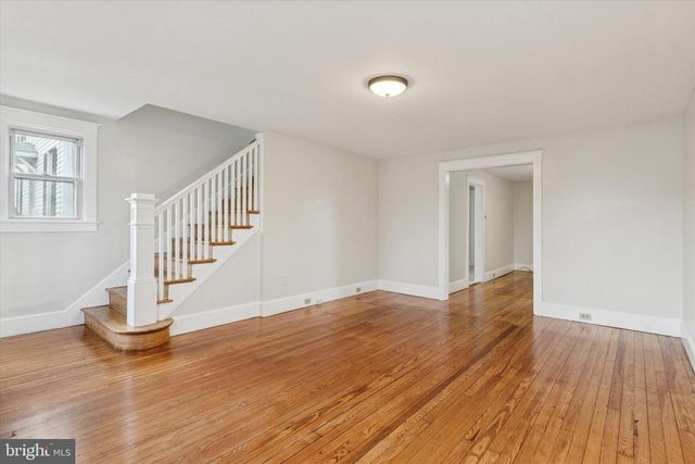 123 W LANCASTER AVE, Downingtown, PA 19335