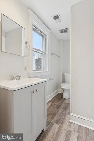 123 W LANCASTER AVE, Downingtown, PA 19335