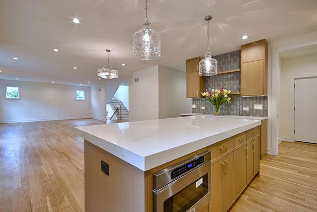 310 N Nottingham Avenue, Glenview, IL 60025