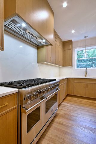 310 N Nottingham Avenue, Glenview, IL 60025