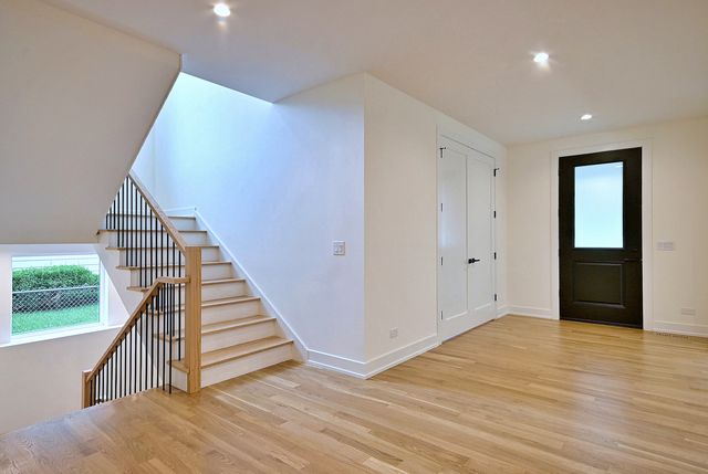 310 N Nottingham Avenue, Glenview, IL 60025