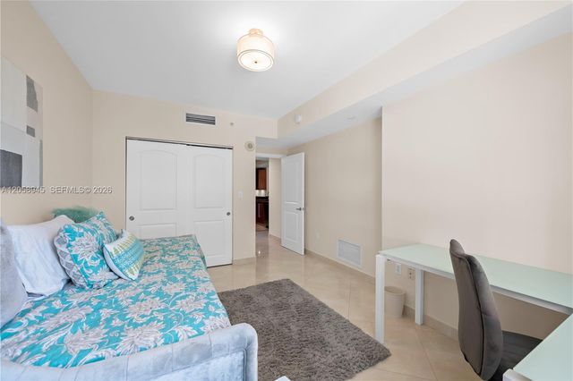 7355 SW 89th St 728N, Miami, FL 33156