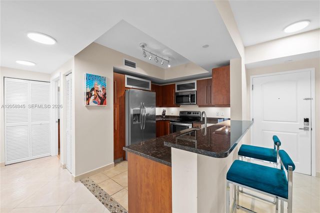 7355 SW 89th St 728N, Miami, FL 33156