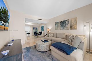 7355 SW 89th St 728N, Miami, FL 33156