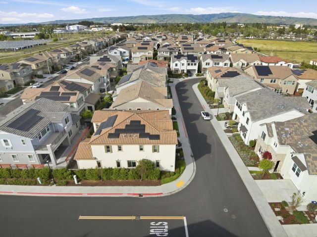 39442 N Darner Drive, Newark, CA 94560