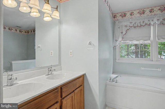 610 TIMBER WOOD BLVD, Newark, DE 19702
