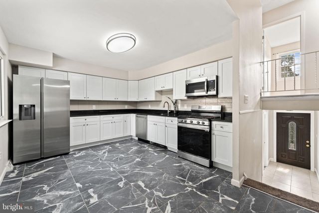 116 CAROLINA AVE, Cherry Hill, NJ 08003