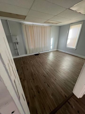 914 W Fulton Street, Grand Rapids, MI 49504