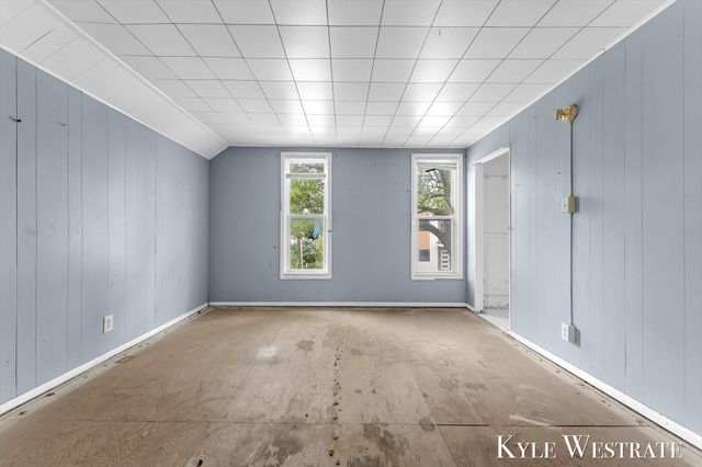 914 W Fulton Street, Grand Rapids, MI 49504