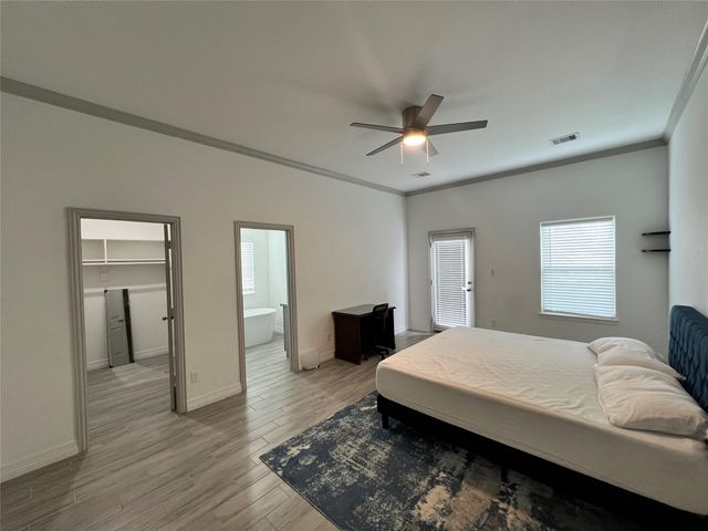 3407 Sakowitz Street B, Houston, TX 77026