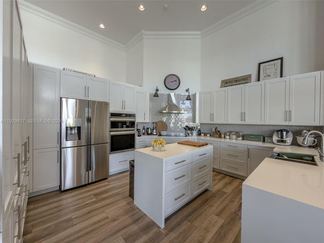 2950 Medinah, Weston, FL 33332