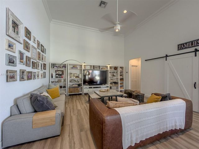 2950 Medinah, Weston, FL 33332