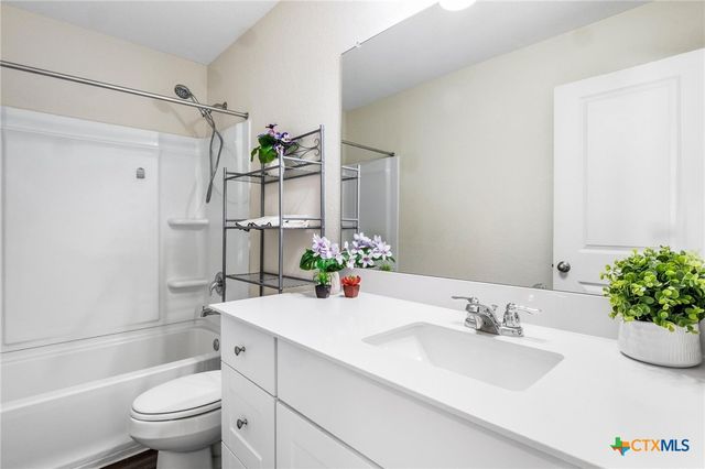 101 Magnum Force Drive, Jarrell, TX 76537