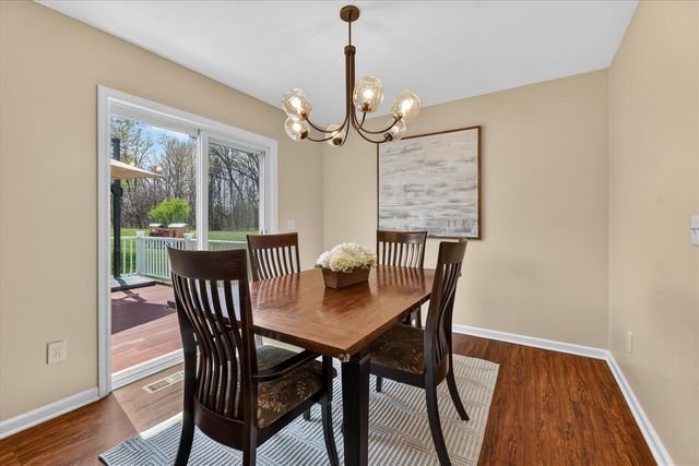 86 Fox Meadows Court, Howell, MI 48843
