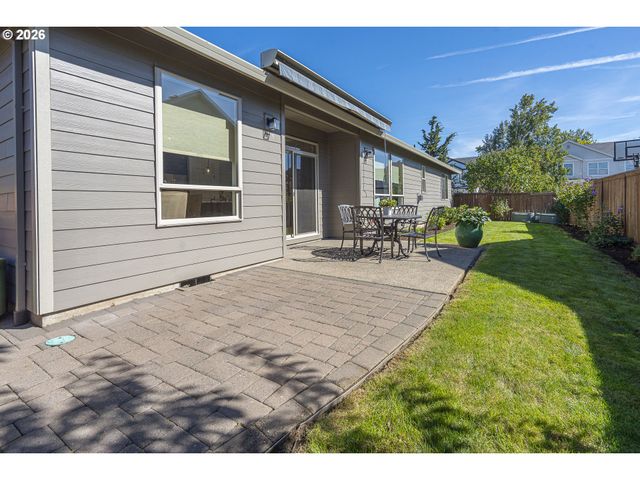 387 Ne 22ND Ave, Canby, OR 97013