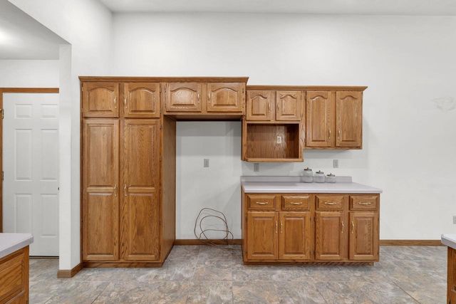 2108 S MATTHIAS STREET, Appleton, WI 54915