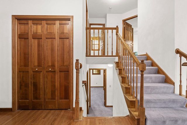2108 S MATTHIAS STREET, Appleton, WI 54915