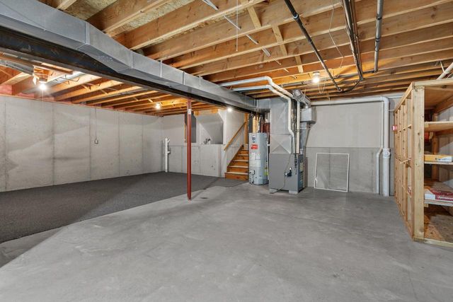 2108 S MATTHIAS STREET, Appleton, WI 54915