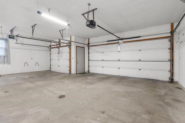 2108 S MATTHIAS STREET, Appleton, WI 54915