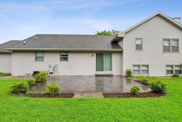 2108 S MATTHIAS STREET, Appleton, WI 54915