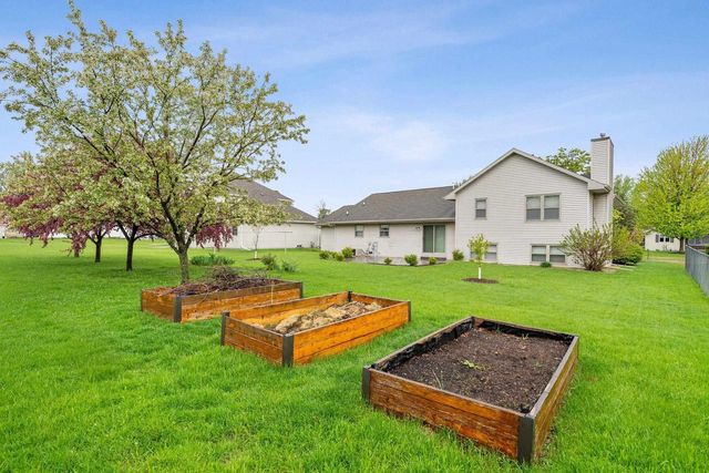 2108 S MATTHIAS STREET, Appleton, WI 54915