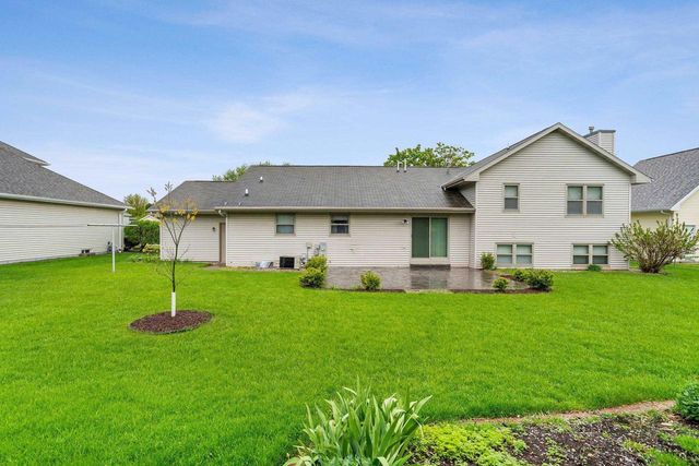 2108 S MATTHIAS STREET, Appleton, WI 54915
