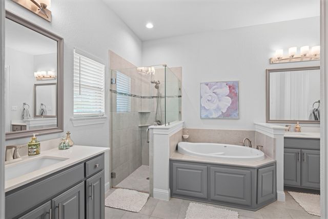 834 Rustic Trail, Midlothian, TX 76065