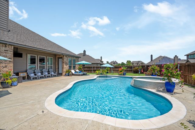 834 Rustic Trail, Midlothian, TX 76065