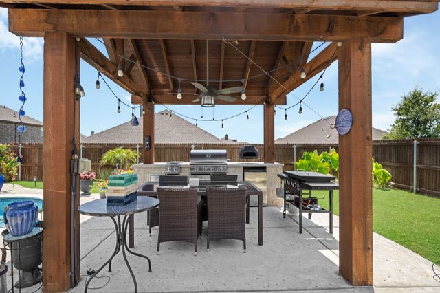 834 Rustic Trail, Midlothian, TX 76065