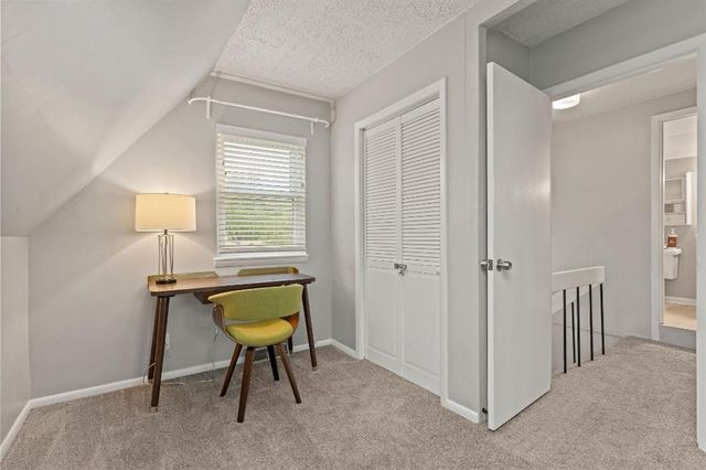 6900 W 72nd Terrace, Overland Park, KS 66204
