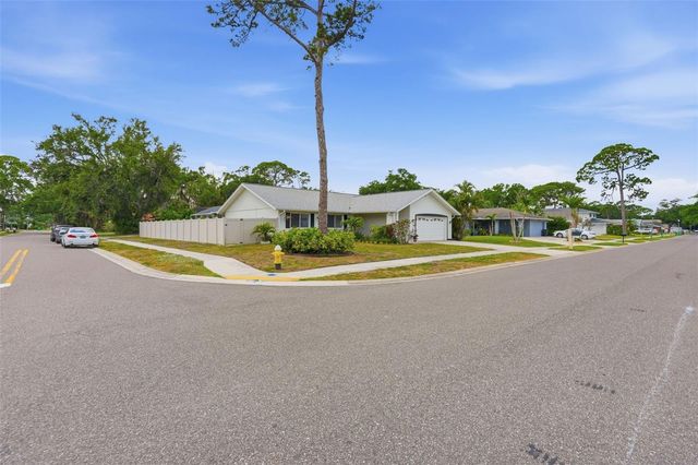 3052 HERON PLACE, Clearwater, FL 33762
