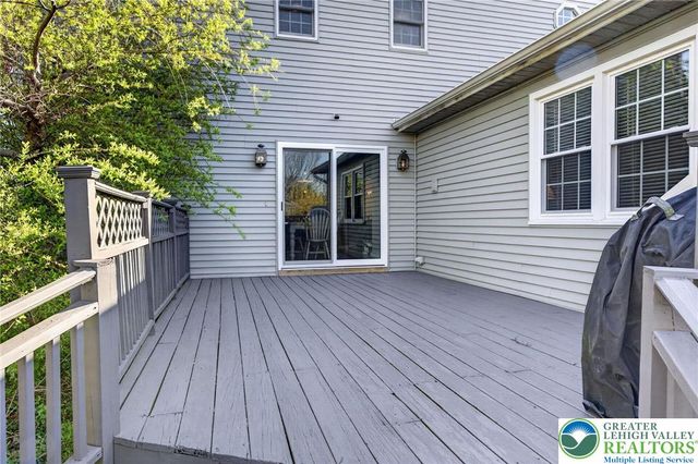 1078 Hill Drive, Lower Macungie Twp, PA 18103