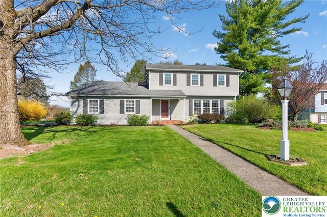 1078 Hill Drive, Lower Macungie Twp, PA 18103