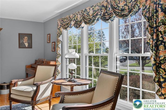 1078 Hill Drive, Lower Macungie Twp, PA 18103