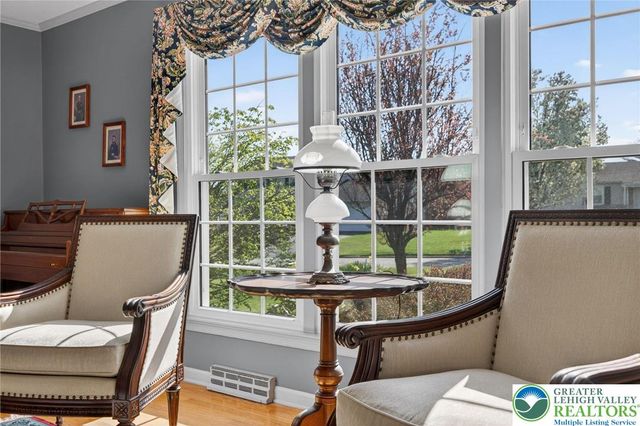 1078 Hill Drive, Lower Macungie Twp, PA 18103