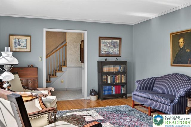 1078 Hill Drive, Lower Macungie Twp, PA 18103