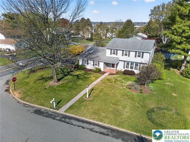 1078 Hill Drive, Lower Macungie Twp, PA 18103