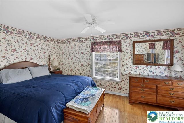 1078 Hill Drive, Lower Macungie Twp, PA 18103