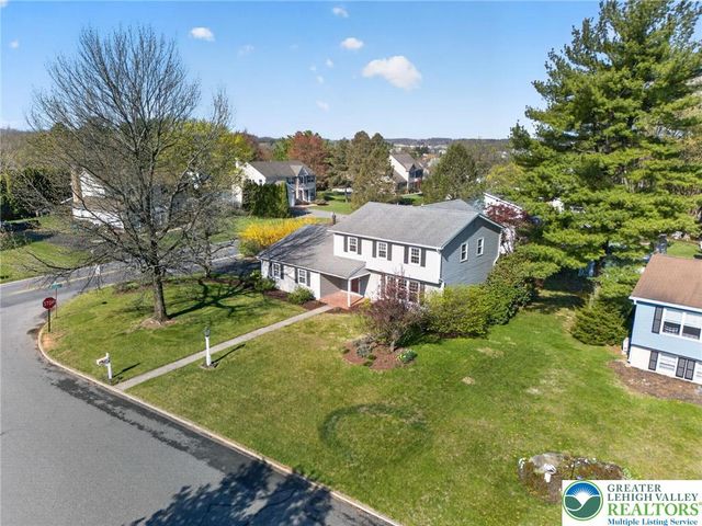 1078 Hill Drive, Lower Macungie Twp, PA 18103